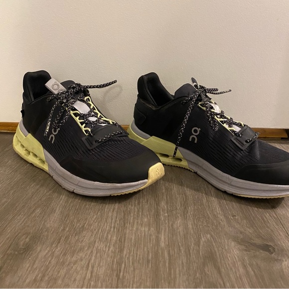 On Running Shoes Cloudnova Flux Black Hay 7.5 - Picture 3 of 16